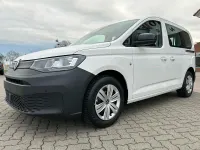 Neu VW Caddy Trendline 116 PS (85 kW) 2025 Candy weiß Van / Kleinbus