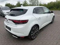 Używany Renault Mégane Intens 94 KM (69 kW) 2021 Biały Sedan/Limuzyna