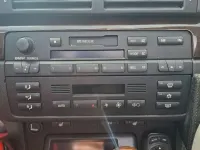 Gebraucht BMW 323 170 PS (125 kW) 1998 Schwarz Limousine
