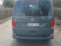 Gebraucht VW Multivan Family 150 PS (110 kW) 2021 Grau Van