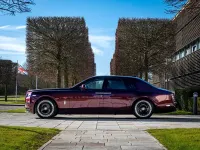 Gebraucht Rolls Royce Phantom 563 PS (414 kW) 2023 Rot Limousine