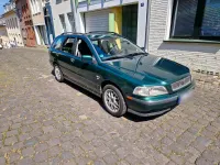 Gebraucht Volvo V40 105 PS (77 kW) 1998 Grün Kombi