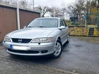 Gebraucht Opel Vectra 125 PS (91 kW) 2002 Silber Limousine