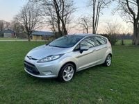 Gebraucht Ford Fiesta Trend 97 PS (71 kW) 2009 Silber Kleinwagen