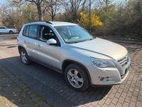 Gebraucht VW Tiguan 140 PS (102 kW) 2009 Grau SUV
