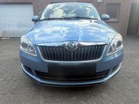 Gebraucht Skoda Fabia 105 PS (77 kW) 2013 Blau Kleinwagen