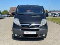Gebraucht Opel Vivaro Cosmo 114 PS (83 kW) 2012 Mitternacht schwarz (mi2) Van / Kleinbus