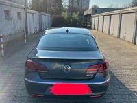 Second-hand VW Passat 140 CP (102 kW) 2014 Gri Berlinǎ