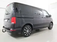 Używany VW Multivan Family 150 KM (110 kW) 2022 Czarny Minivan