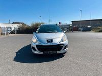 Gebraucht Peugeot 207 Tendance 95 PS (69 kW) 2010 Grau Kombi