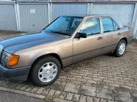 Gebraucht Mercedes E260 160 PS (117 kW) 1987 Braun Limousine