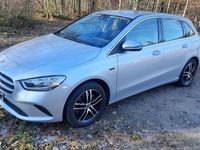Gebraucht Mercedes B250e 160 PS (117 kW) 2021 Silber Van / Kleinbus