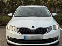 Gebraucht Skoda Octavia 184 PS (135 kW) 2020 Weiß Kombi