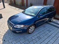 Gebraucht VW Passat 140 PS (102 kW) 2007 Blau Kombi