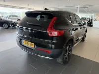 Gebraucht Volvo XC40 Inscription 163 PS (119 kW) 2021 Schwarz SUV