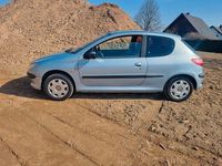 Gebraucht Peugeot 206 60 PS (44 kW) 2001 Grau Kleinwagen