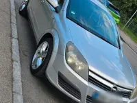 Używany Opel Astra 105 KM (77 kW) 2006 Szary Hatchback