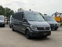 Gebraucht VW Crafter 177 PS (130 kW) 2023 Grau Van