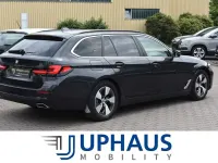 Gebraucht BMW 520 190 PS (139 kW) 2022 Grau Kombi