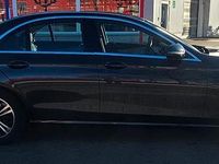 Gebraucht Mercedes E200 Avantgarde 160 PS (117 kW) 2022 Grau Limousine