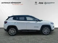Gebraucht Jeep Compass Summit 241 PS (177 kW) 2024 Weiß SUV