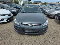 Gebraucht Hyundai i30 Classic 109 PS (80 kW) 2010 Grau Limousine