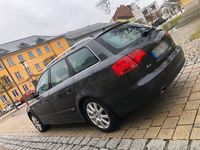 gebraucht Audi A4 B7 2.0 TDI Avant S-line.