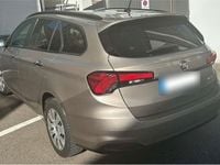 Gebraucht Fiat Tipo 120 PS (88 kW) 2017 Gold Kombi