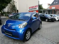 Gebraucht Toyota iQ 68 PS (50 kW) 2011 Blau Kleinwagen