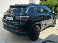 Gebraucht Jeep Compass Limited 170 PS (125 kW) 2018 Schwarz SUV
