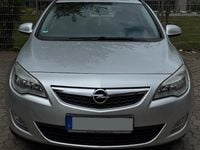 Usata Opel Astra 95 CV (69 kW) 2012 Argento Station wagon