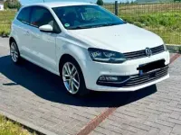Gebraucht VW Polo Highline 90 PS (66 kW) 2015 Weiß Kleinwagen