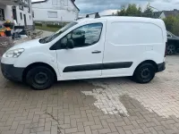 Gebraucht Peugeot Partner 75 PS (55 kW) 2013 Weiß