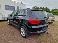 Gebraucht VW Tiguan Sport 150 PS (110 kW) 2015 Deep black perleffekt (metallic) SUV