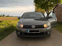 Gebraucht VW Golf VI 122 PS (89 kW) 2011 Grau Kleinwagen