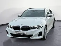 Gebraucht BMW 318 Shadowline 156 PS (114 kW) 2025 Weiß Kombi
