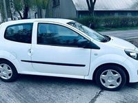 Second-hand Renault Twingo 75 CP (55 kW) 2013 Alb Hatchback