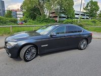 Gebraucht BMW 730 245 PS (180 kW) 2010 Grau Limousine
