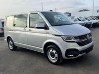 Gebraucht VW Transporter 150 PS (110 kW) 2023 Silber Van