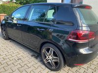 Gebraucht VW Golf VII 105 PS (77 kW) 2012 Schwarz Limousine