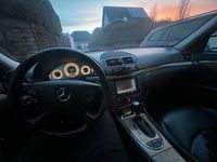 gebraucht Mercedes E320 S211