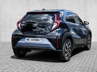 Gebraucht Toyota Aygo X Pulse 72 PS (52 kW) 2024 Celestite grey (1k3)/ black mi SUV