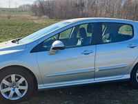 Gebraucht Peugeot 308 Active 120 PS (88 kW) 2012 Grau Limousine