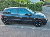 Gebraucht Renault Clio II 75 PS (55 kW) 2003 Schwarz Limousine