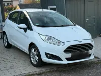Usata Ford Fiesta 101 CV (74 kW) 2015 Bianco Utilitaria