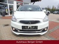 Gebraucht Mitsubishi Space Star Basis 71 PS (52 kW) 2018 Weiß Kleinwagen