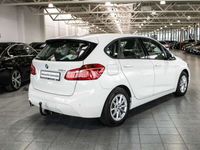 gebraucht BMW 216 Active Tourer d Advantage AHK Navi Adap. LED