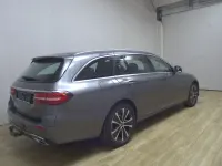 Gebraucht Mercedes E300 Avantgarde 306 PS (225 kW) 2022 Grau Kombi