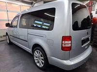 Gebraucht VW Caddy Maxi 140 PS (102 kW) 2012 Silber Van / Kleinbus