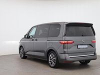 Gebraucht VW Multivan Style 150 PS (110 kW) 2024 Grau Van / Kleinbus
